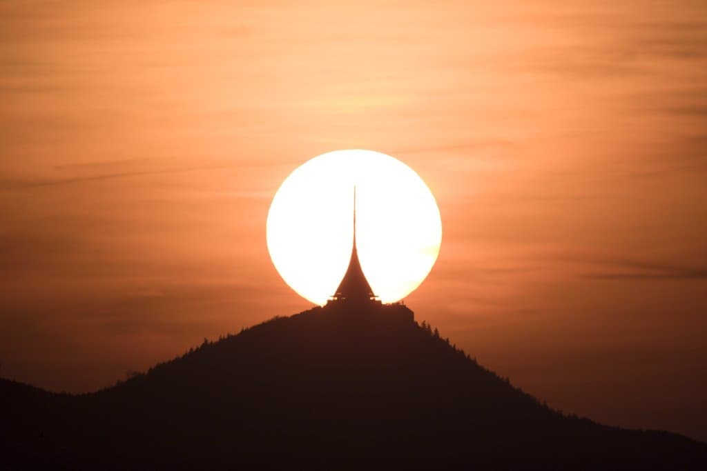 slunce-jested-20100424-martin-gembec